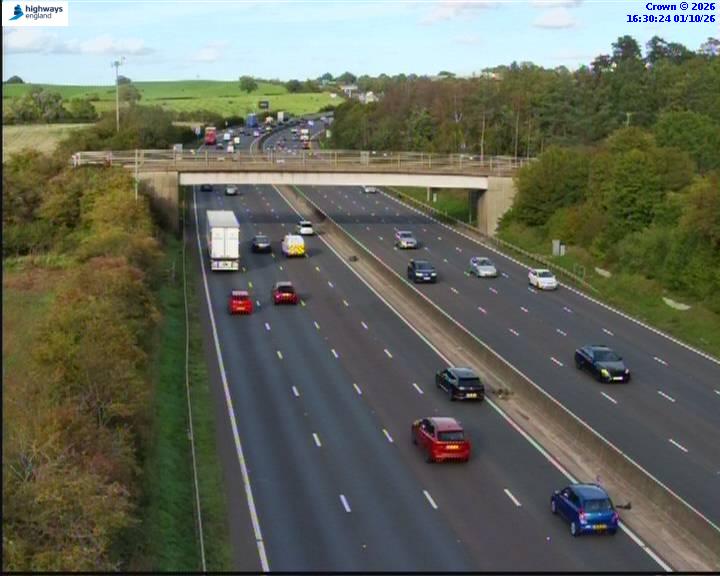 m5-07307-j5-j4a-1790872232.jpg