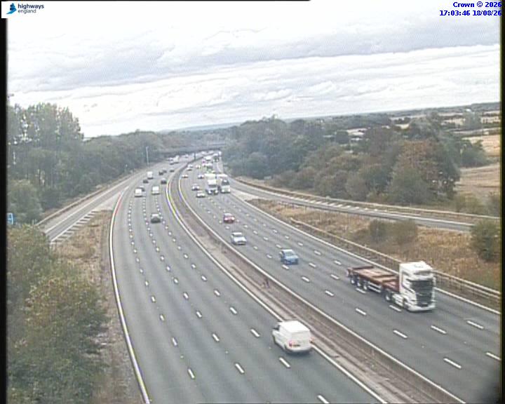Click for full screen live camera. M6 06118 J12