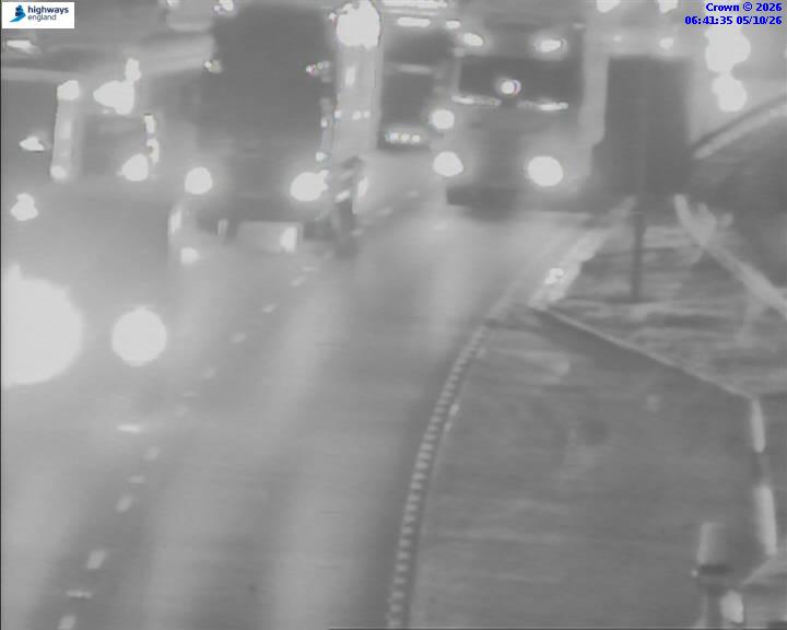 Click for full screen live camera. M6 06220 J13 – J14