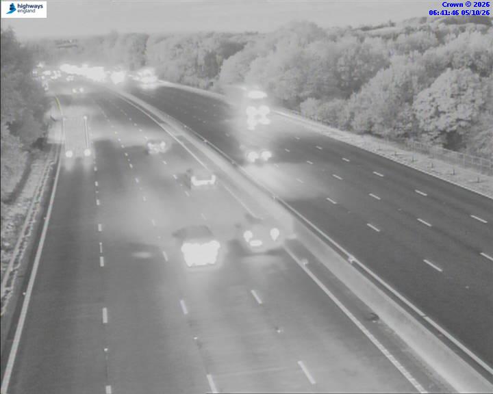 Click for full screen live camera. M6 06257 J14 – J13