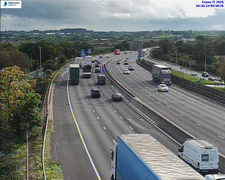 Click for full screen live camera. M6 06286 J14