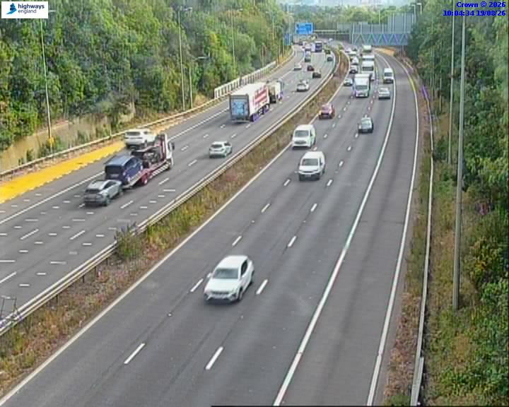 Click for full screen live camera. M42 06377 J6-J5