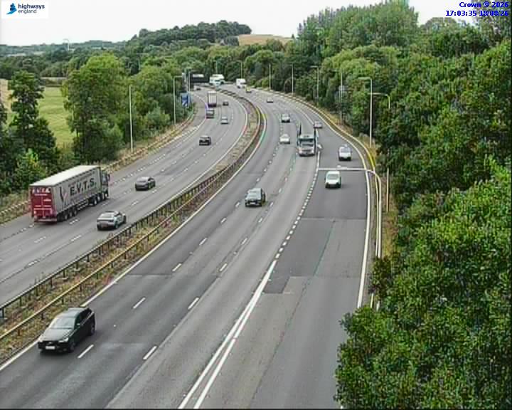 Click for full screen live camera. M6 06464 J15