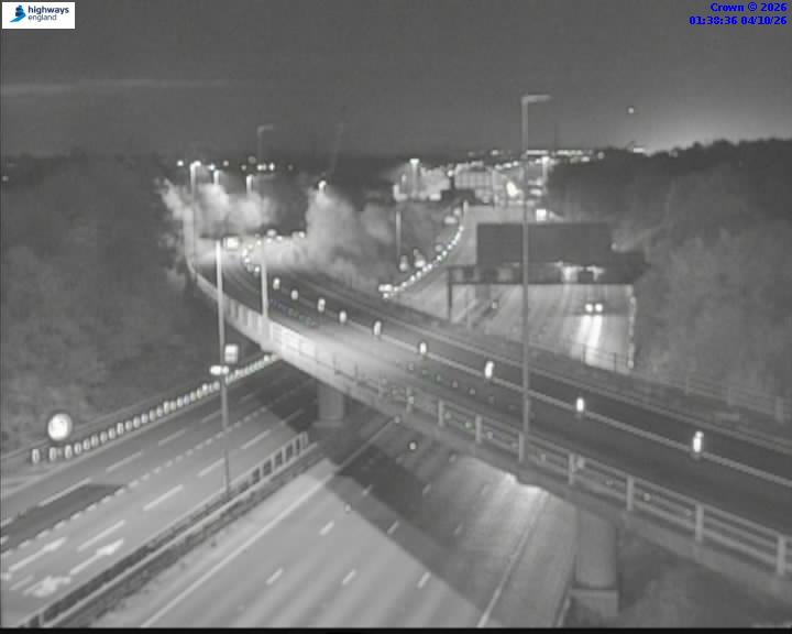 Click for full screen live camera. M42 06494 J8