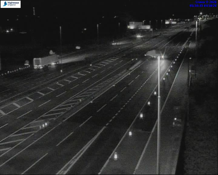 Click for full screen live camera. M42 06507 J9-J8