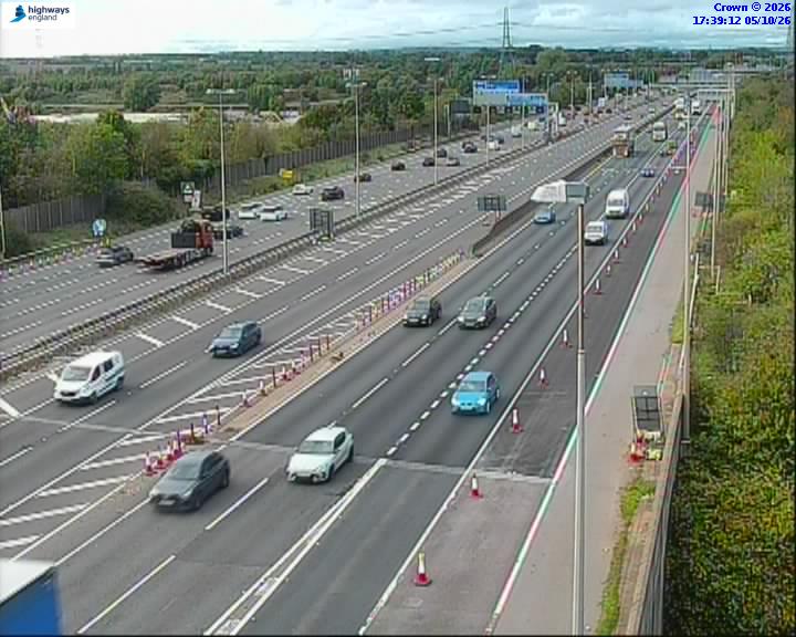 Click for full screen live camera. M42 06507 J9-J8