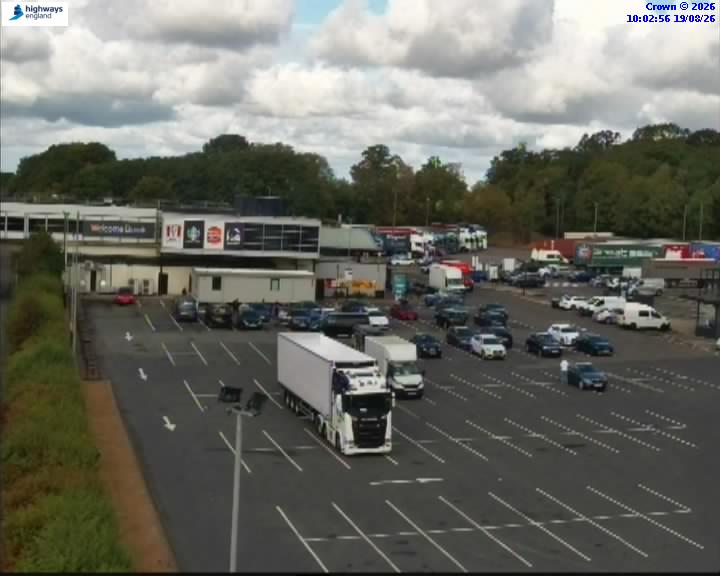 Click for full screen live camera. M6 06509 J16-J15