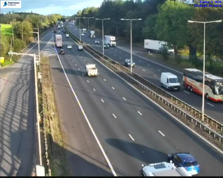 Click for full screen live camera. M6 06509 J16-J15