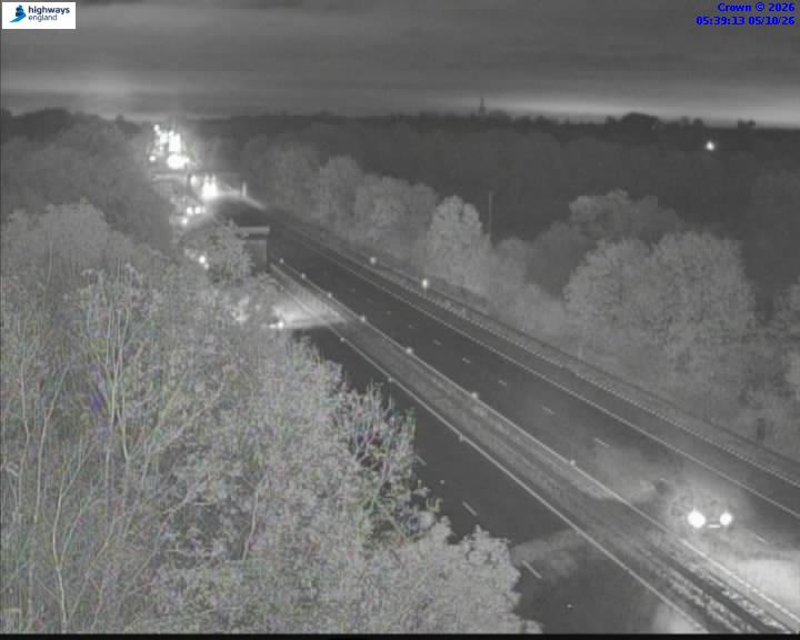 Click for full screen live camera. M42 06699 J10-J11