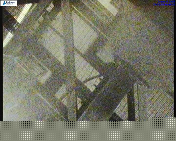 Click for full screen live camera. M69 08252 M1 J21