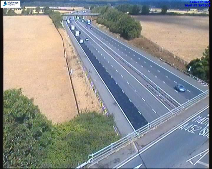 Click for full screen live camera. M40 09484 J13-J14