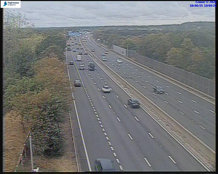 Click for full screen live camera. M3 11516 J3 – J4
