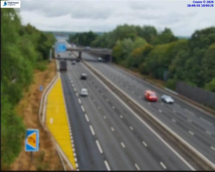 Click for full screen live camera. M3 11542 J4A – J4