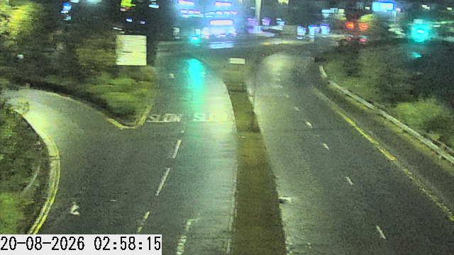 mc-red-car-pk-flyover-1787194858.jpg