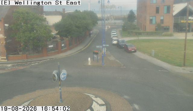 b1329-wellington-st-east-1787158847.jpg