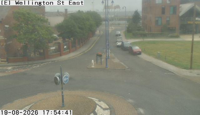 b1329-wellington-st-east-1787162444.jpg