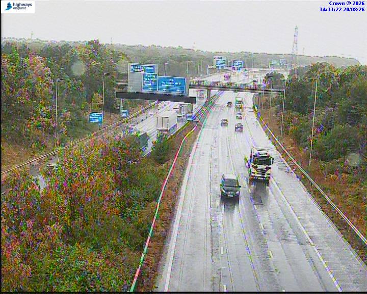 m6-05692-j4-m6-toll-1787235084.jpg