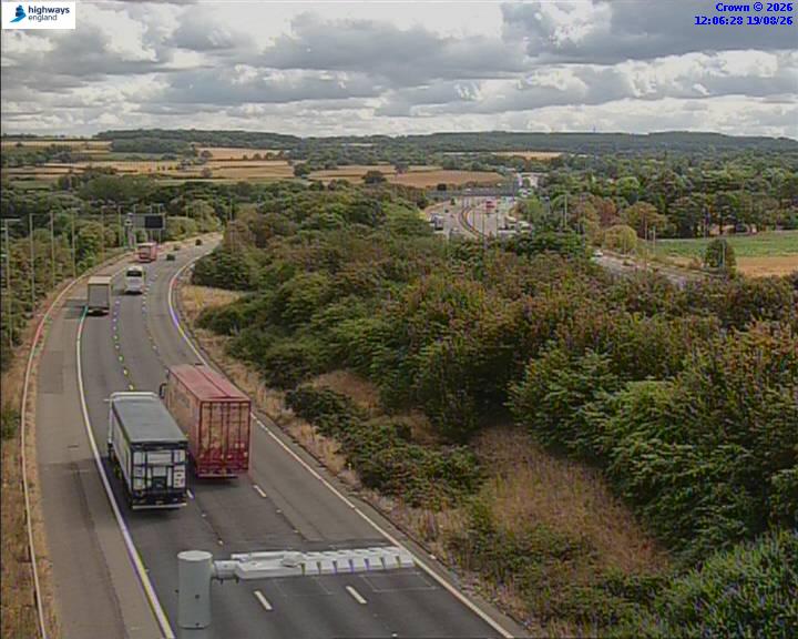 m6-05689-j4-m6-toll-1787141201.jpg