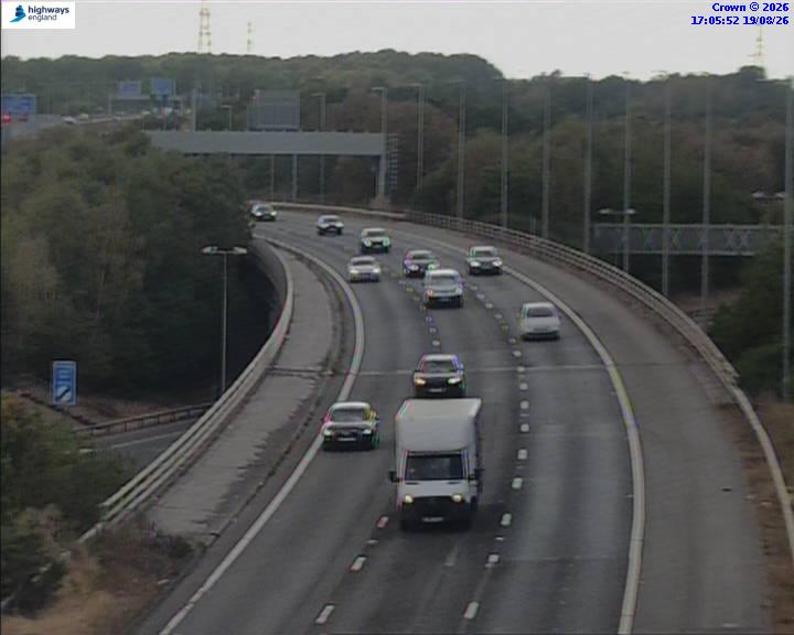 m6-05689-j4-m6-toll-1787159162.jpg
