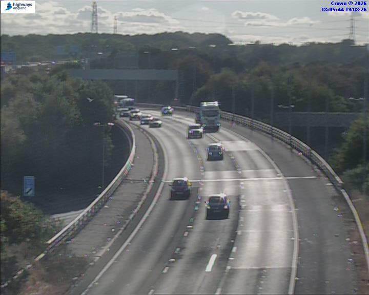 m6-05689-j4-m6-toll-1787162760.jpg