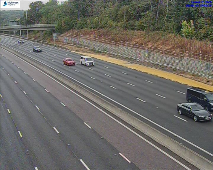 Click for full screen live camera. M23 13358 J8 – J9