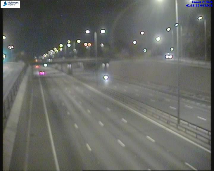 Click for full screen live camera. A28214076 A296/A225