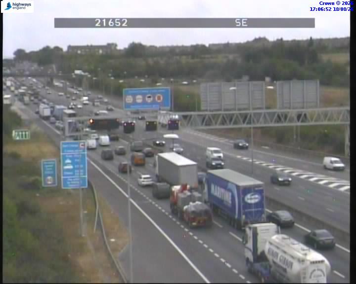 Click for full screen live camera. M25 14084 J2