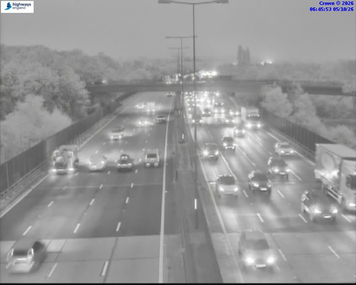 Click for full screen live camera. M25 14669 J9-J10