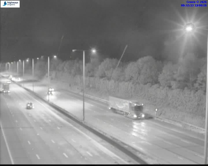 Click for full screen live camera. M25 14764 J10-J11