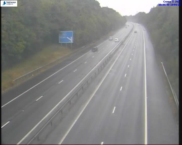 Click for full screen live camera. A3(M) 15053 J2-J3