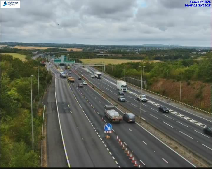 Click for full screen live camera. A2 18296 B255-M25/A282