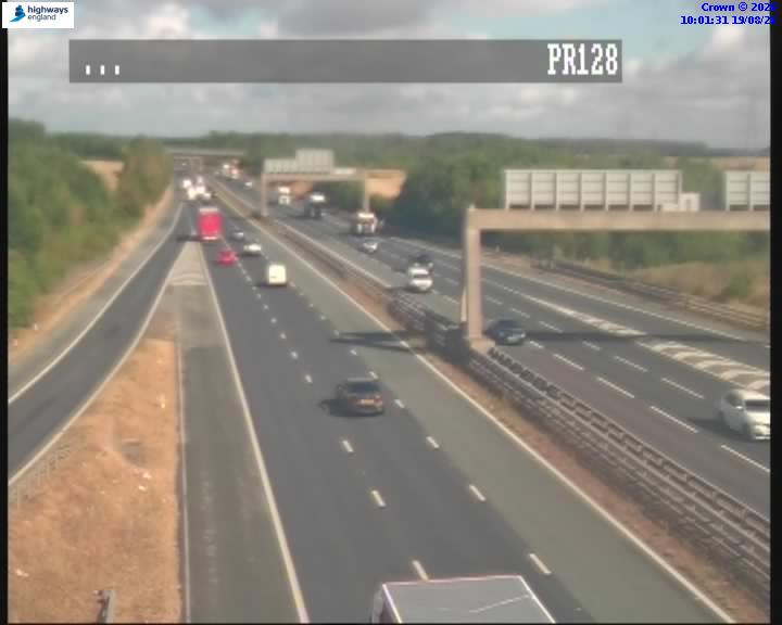 Click for full screen live camera. A1(M) 20467 J42