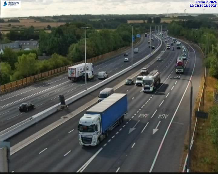 Click for full screen live camera. A1(M) 20572 J43-J44