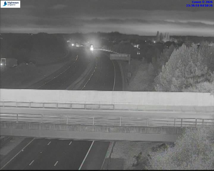 Click for full screen live camera. A1(M) 20695 J46