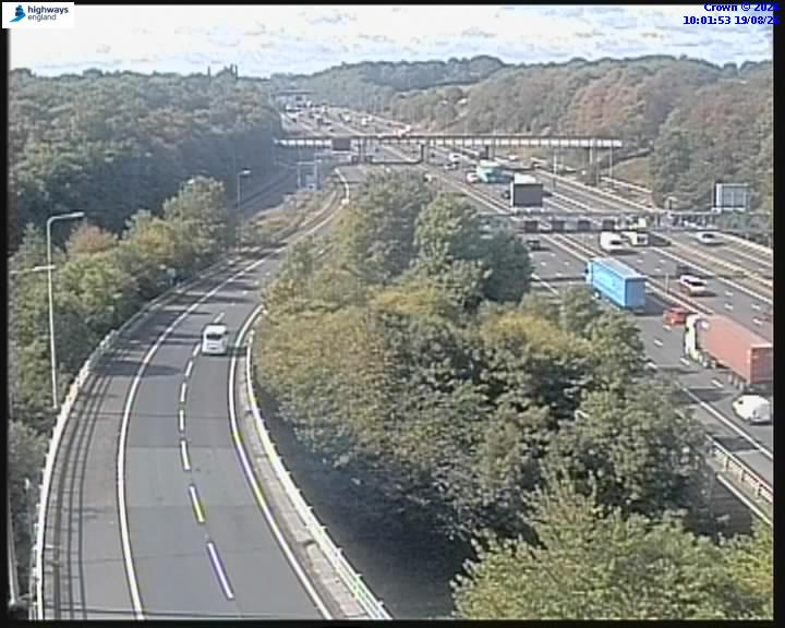 Click for full screen live camera. M62 21005 J26