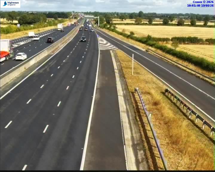 Click for full screen live camera. A1(M) 21036 J50