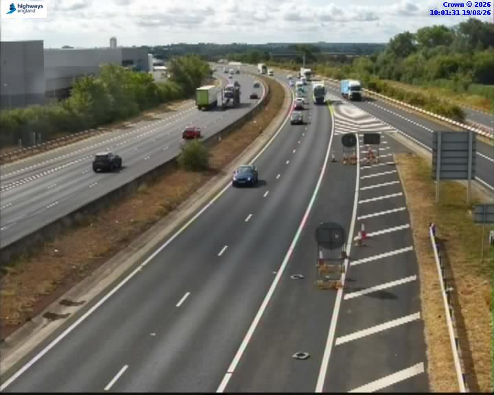 Click for full screen live camera. A1(M) 21192 J51