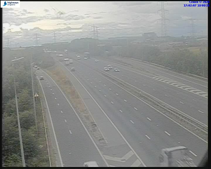 Click for full screen live camera. M62 21299 J32