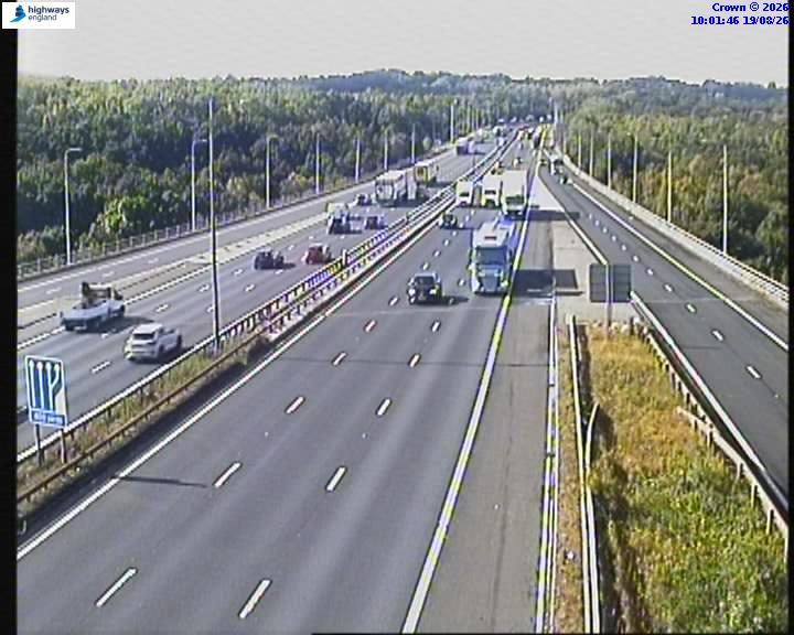 Click for full screen live camera. M62 2195 J25