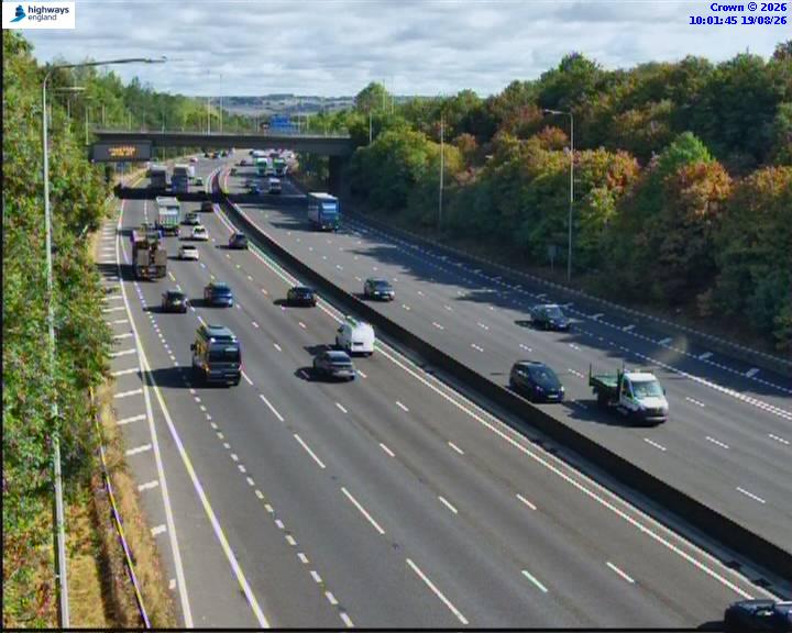 Click for full screen live camera. M62 21981 J25-J26