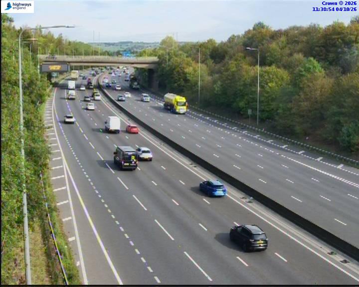 Click for full screen live camera. M62 21981 J25-J26