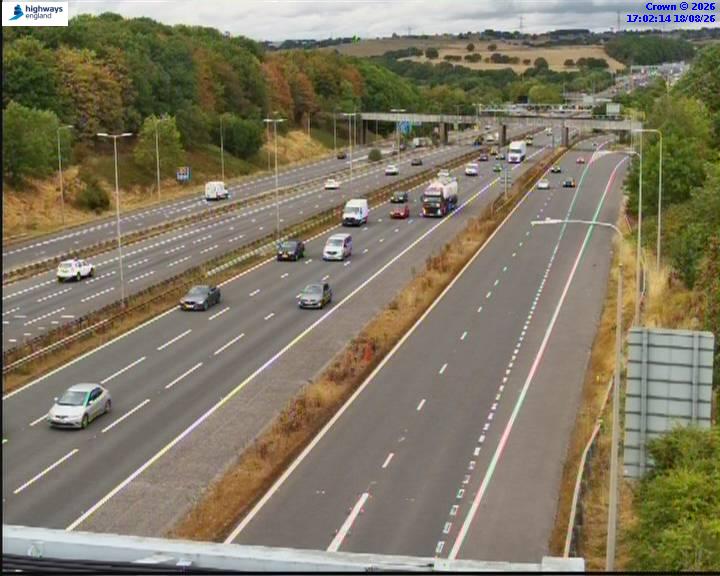 Click for full screen live camera. M62 21999 J26