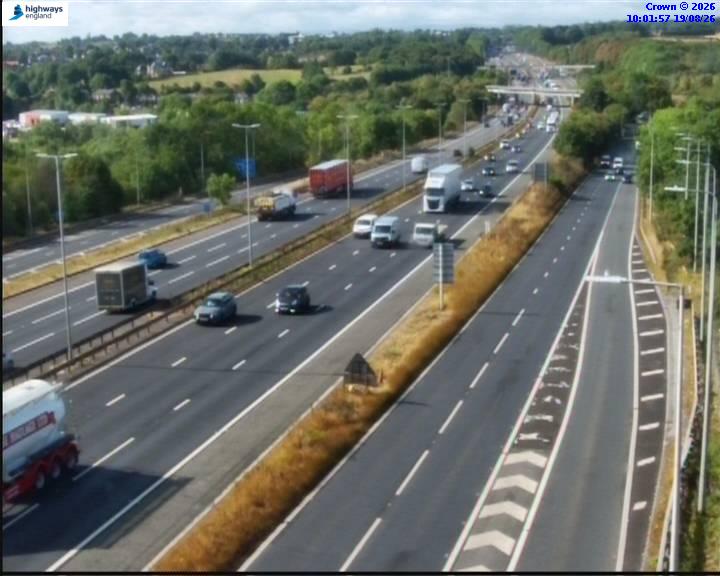 Click for full screen live camera. M62 22012 J26