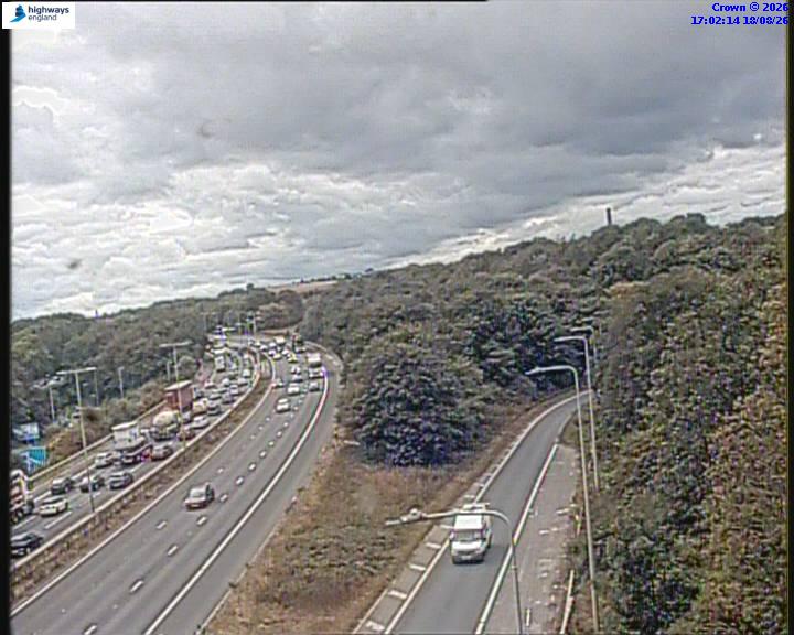 Click for full screen live camera. M62 22074 J27