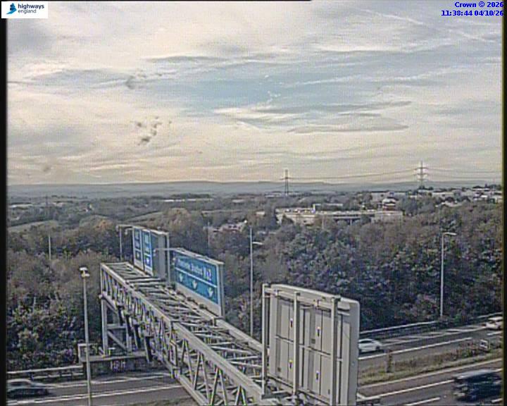 Click for full screen live camera. M62 22074 J27