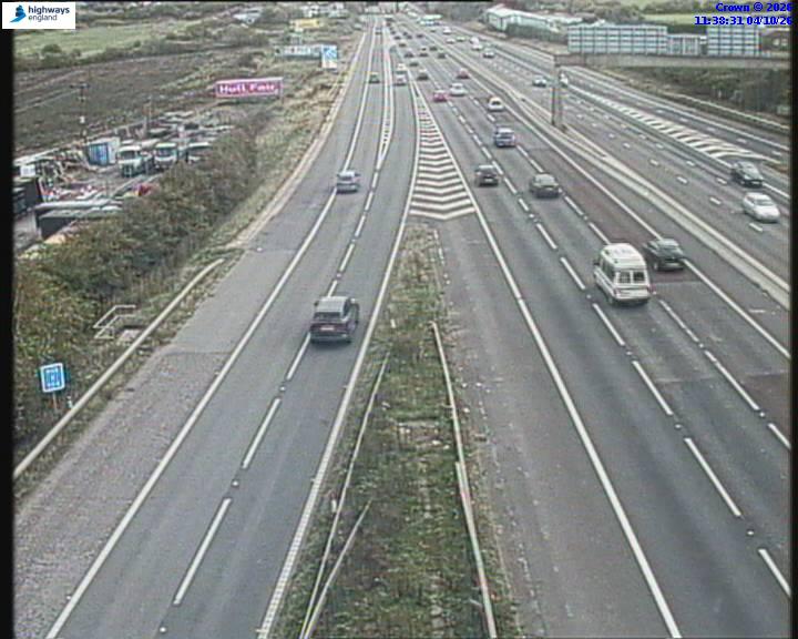 Click for full screen live camera. M62 22124 J28