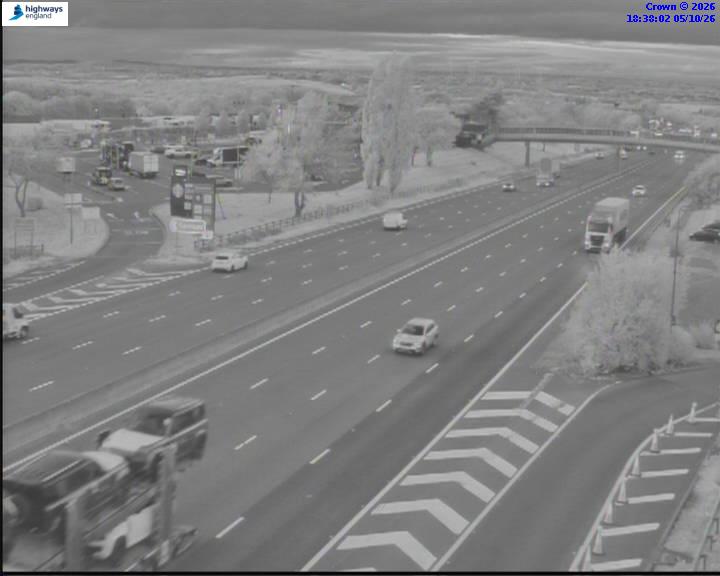 Click for full screen live camera. M1 24423 J31 – J30