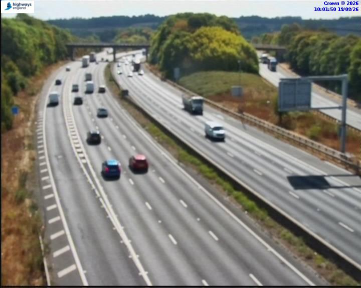 Click for full screen live camera. M1 24524 J33 – J32