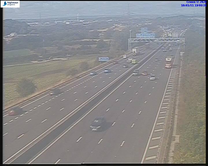 Click for full screen live camera. M1 24548 J33 – J32