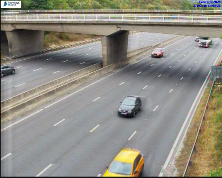 Click for full screen live camera. M1 24657 J35